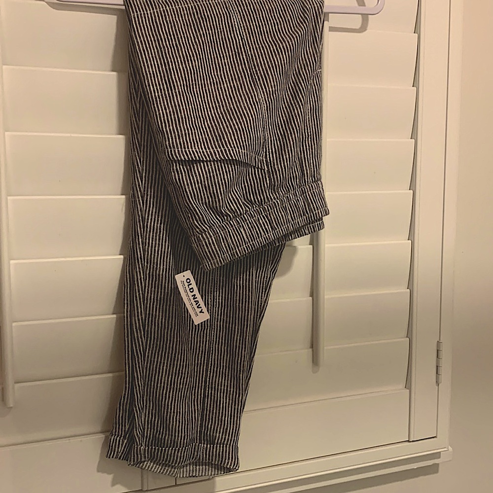 OLD NAVY -cotton (linen like) navy stripe pants